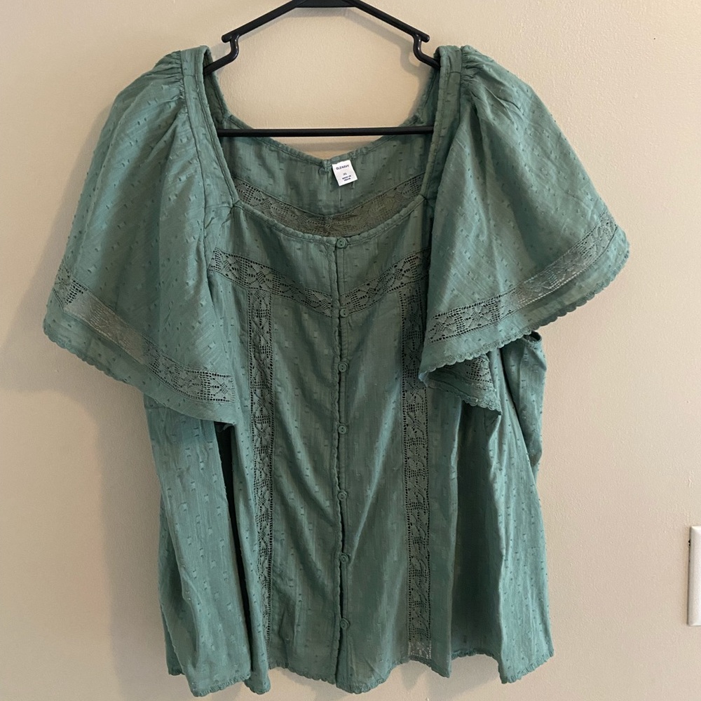 NWOT Old Navy Sage Green Blouse